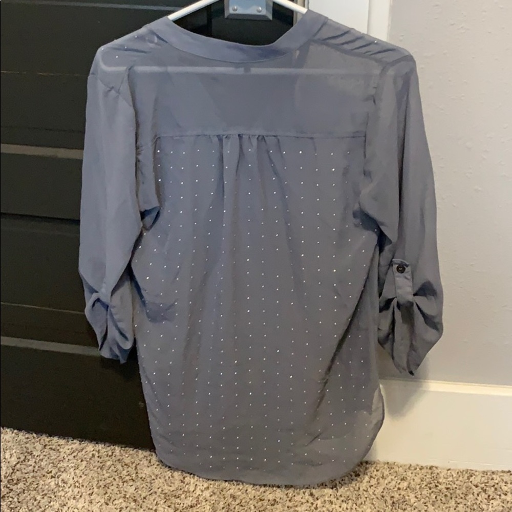 Gray top - Picture 3 of 3